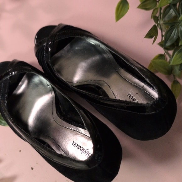 Style & Co. Women's Elegant Black Heels - Picture 6 of 8
